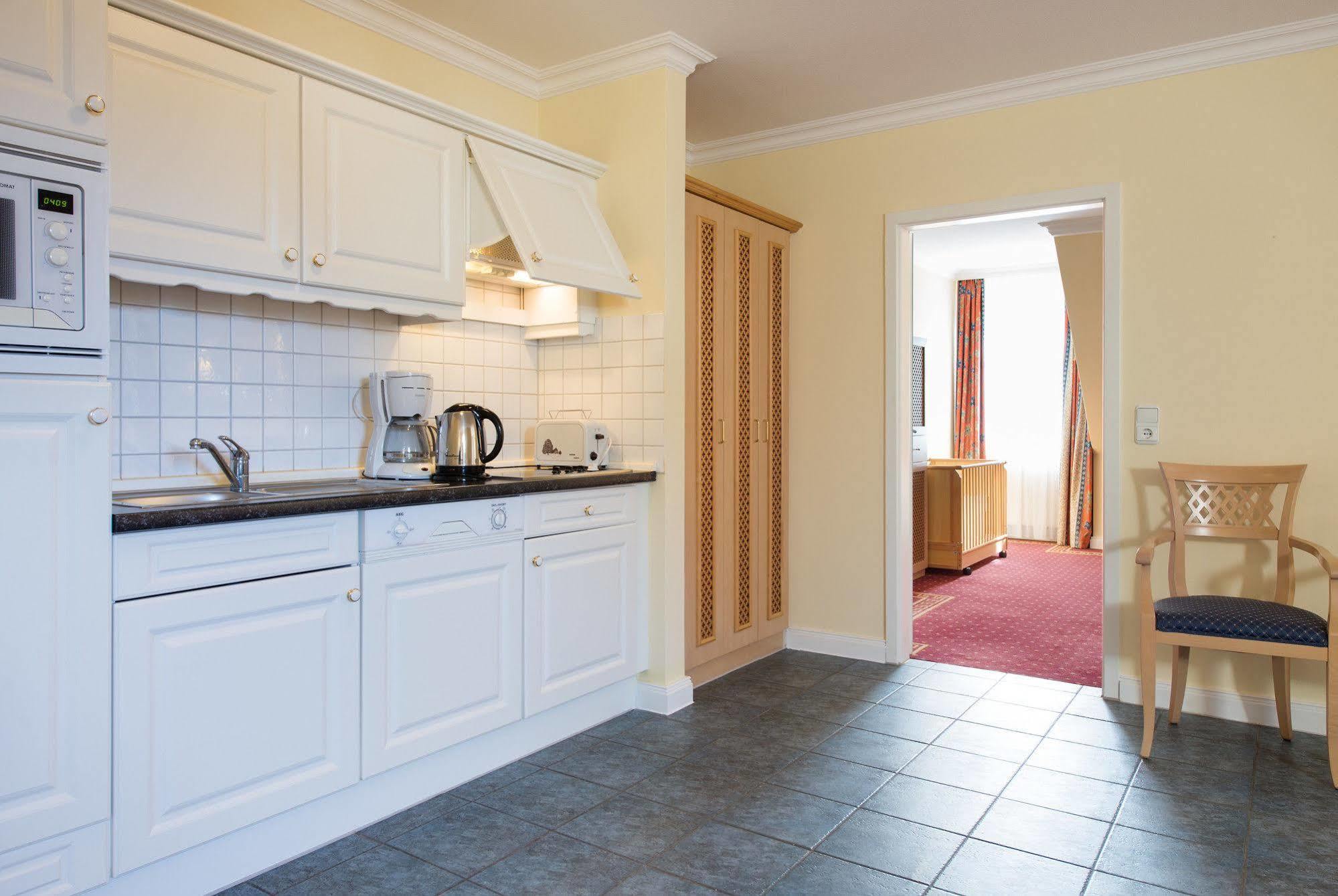 Aparthotel Kuehlungsborn, Villa Am Konzertgarten ภายนอก รูปภาพ