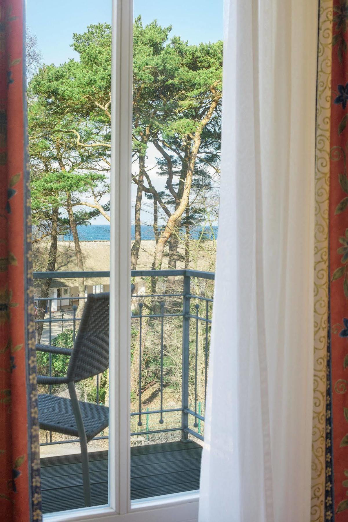 Aparthotel Kuehlungsborn, Villa Am Konzertgarten ภายนอก รูปภาพ