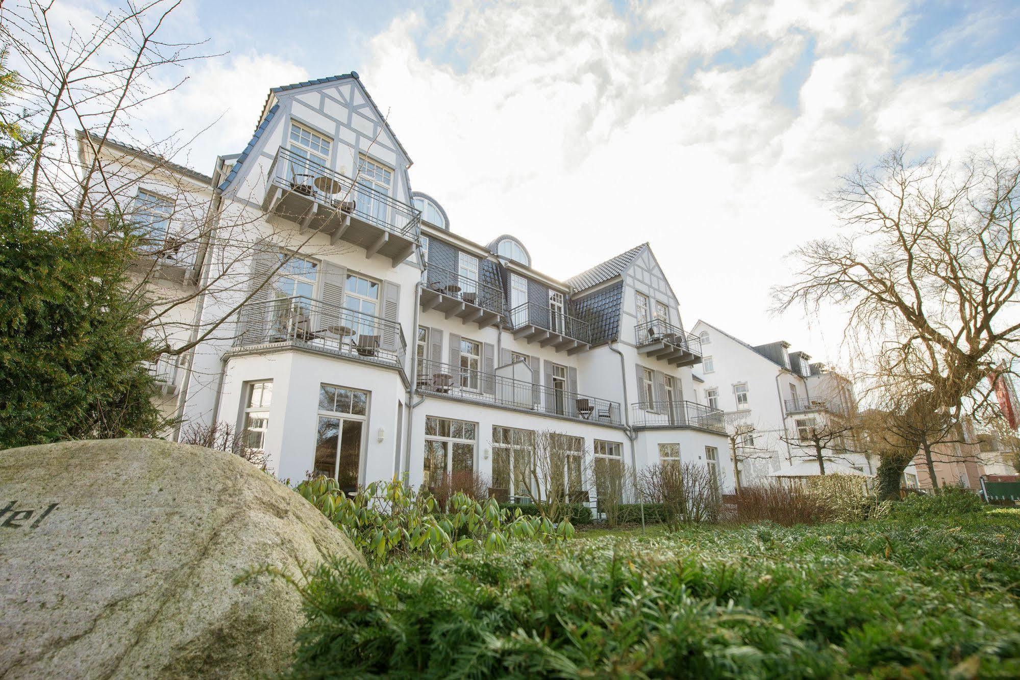 Aparthotel Kuehlungsborn, Villa Am Konzertgarten ภายนอก รูปภาพ
