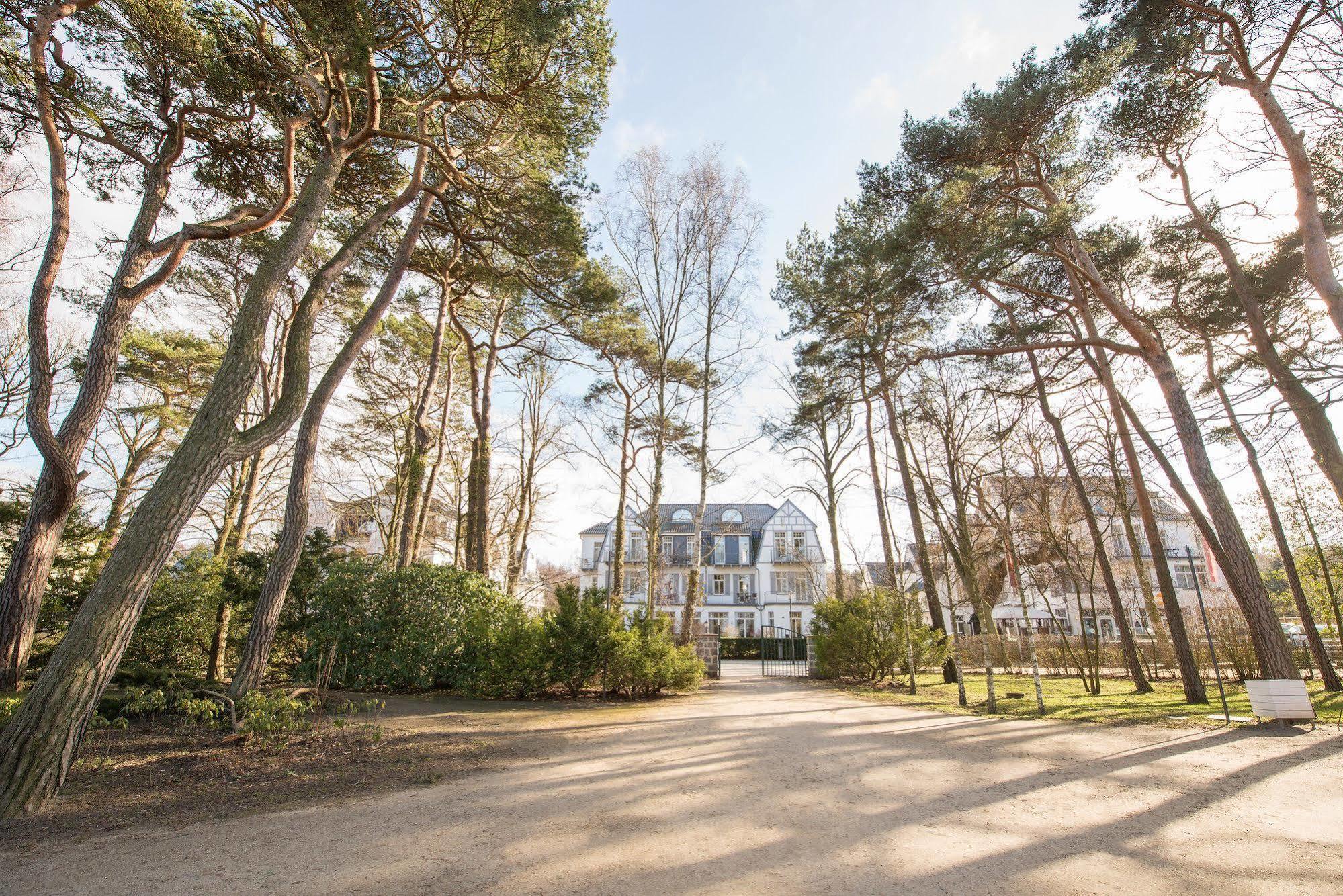 Aparthotel Kuehlungsborn, Villa Am Konzertgarten ภายนอก รูปภาพ